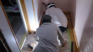 n邸23